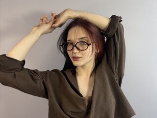 live webcam performer ElizabethHerrer