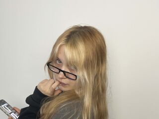 hot girl cam photo EloiseGow
