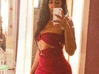 nude webcamgirl EmanuelleCastro