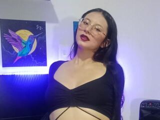 webcam girl chat EmberCullen