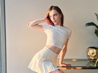 camgirl masturbating with vibrator EmmaFlorences