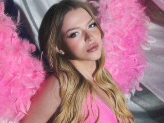 cam girl showing tits EvanRossano