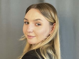 naughty cam photo FloraBrenden