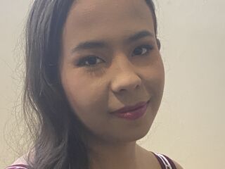 chat show HanaMontenegro