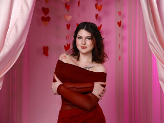 naked camgirl masturbating with dildo IvySimmons