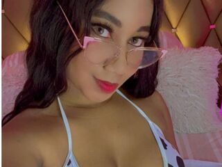 webcam girl chatroom JannaYhowns