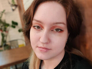 masturbating webcamgirl JannetteCasias