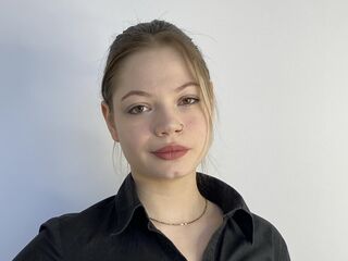 hot cam girl fingering pussy JanuaryBuswell