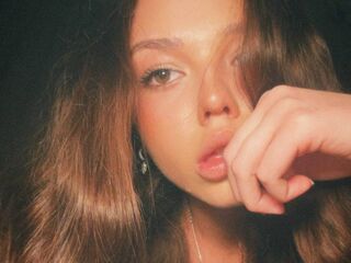 cam whore JanyceCruden