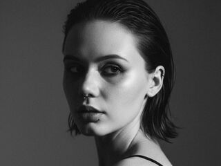 live free chat JudithSterett