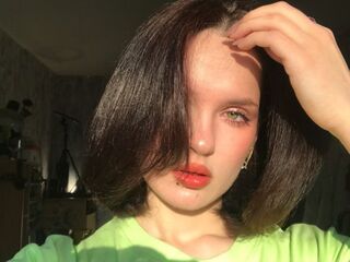 camwhore shaving pussy KelleraMillers