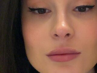 striptease cam KrystinTuchman