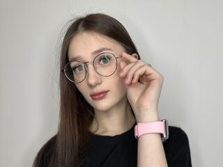cam girl pic LatriciaSuet