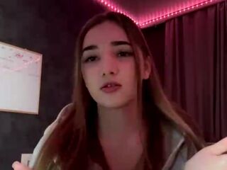 girl chatroom LaurynKendell