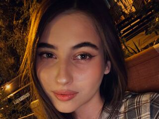 jasmin camgirl chatroom LeiaFrost