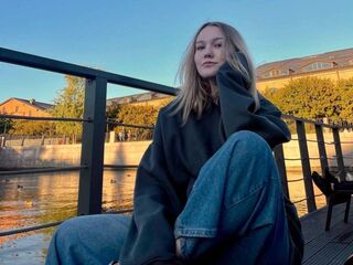 adult videochat room LillyStill