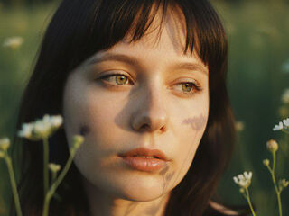 web cam show LiluSoto