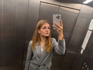 adult videochat cam LizzieIacovino