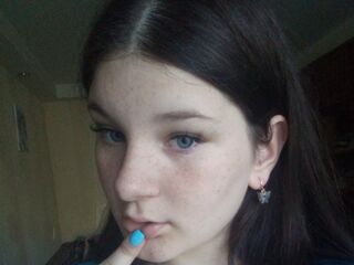 camslut fingering wet pussy LoraleeAlfieri