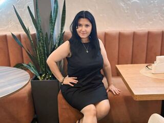 cybersex chat room LuisaMiller