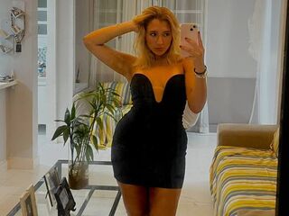 free webcam chat room LunaVeller