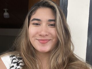 adult webcam LunaaRivas