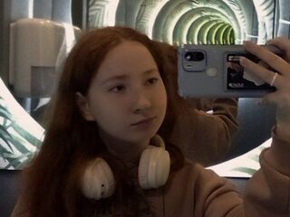 camgirl showing tits MadgeRemerez