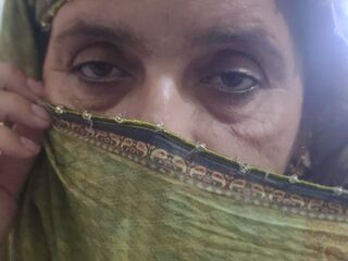 fingering camgirl video MahiKimi