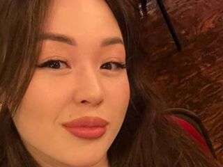 girl shaving pussy MalkaBoccanfuso