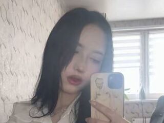 naked girl with webcam masturbating with vibrator MarieJosePhilip