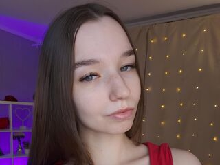 camgirl playing with dildo MarryMia