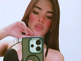 hot strip tease cam MeliClarck