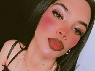 live cam girl MeliRoots
