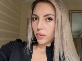 web cam live MelisaDee