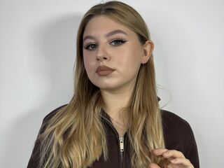 nude cam MercedesVaught