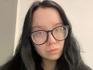 adult videochat room MiaWallees