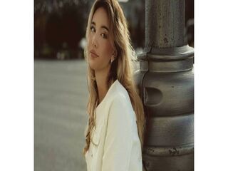 camslut topless MiraStarlet