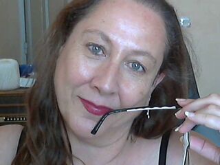 free sexcam MyriamLevieux