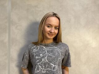 beautiful girl NereidaLaforrest