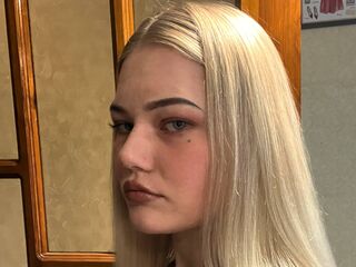 girl cam live NicolynMoore