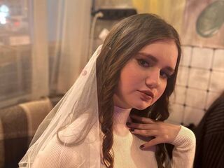 girl shaving pussy NylaMondor