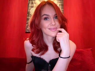 camgirl showing pussy OpheliaGolde