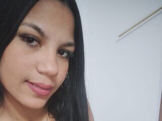 girl topless PaulaEmperatriz