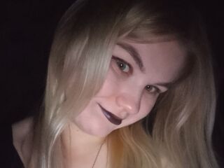 camwhore masturbating with sextoy PearlSolomons