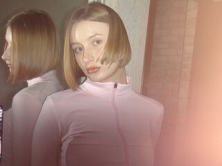 hot girl webcam photo RosinaHeverley