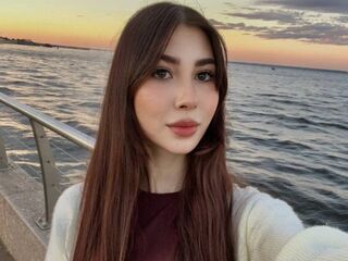 webcam babe chat room SadeLazcano