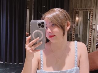 camgirl playing with sextoy SamBray