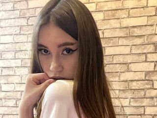camgirl playing with vibrator ShantiCatanese