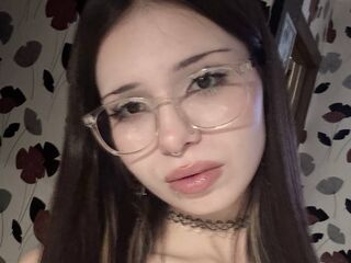 chat ShennaUmali