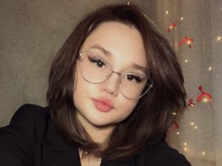 camsex photo ShielaQuam